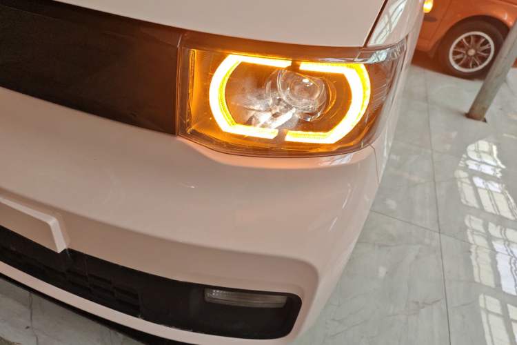 Used Wuling Hongguang MINIEV 2021 Macaron Premium Model – Lithium Iron Phosphate
