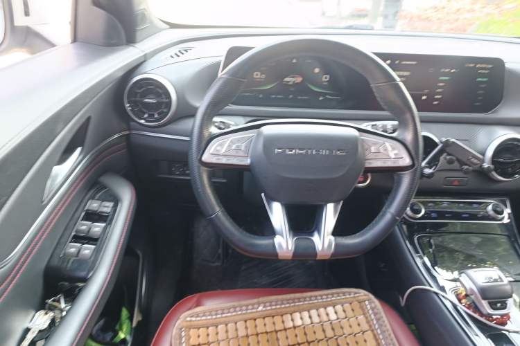 Used FORTHING T5 EVO 2021 1.5TD DCT Glory Edition
