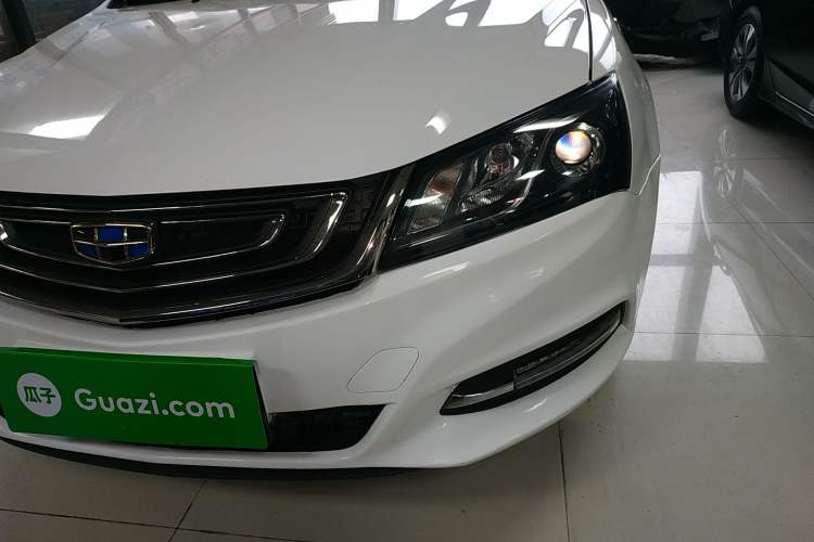 Used Geely Auto Emgrand 2017 Sedan Million Edition 1.5L Manual Luxury Model Left Front Headlight