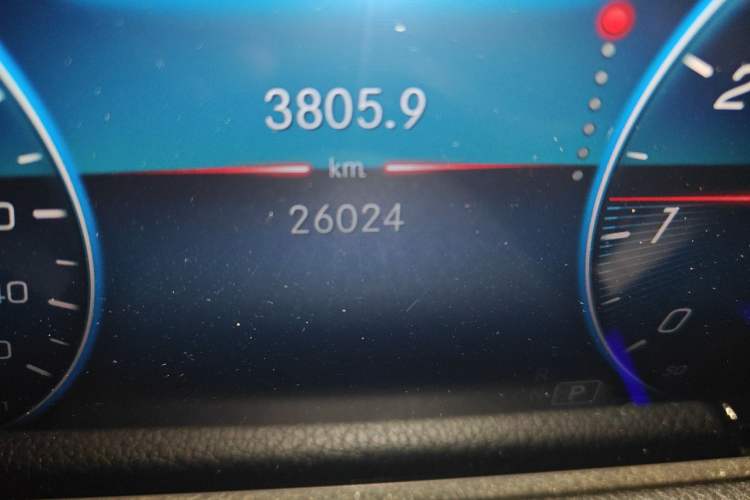 Used Mercedes-Benz GLA 2020 GLA 200 Odometer Close Up