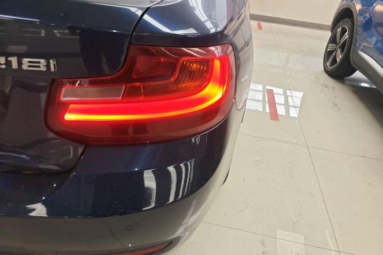 Used BMW 2 Series 2015 218i