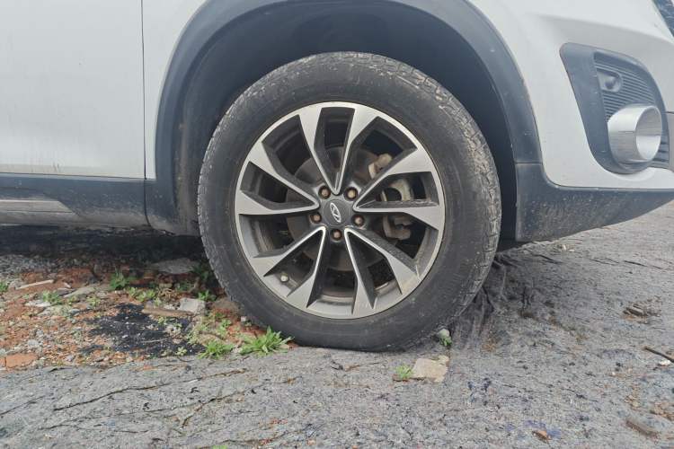 Used Chery Tiggo 7 2018 FLY Model 1.5T Automatic Jingxiang Edition China V Standard Right Front Wheel Hub