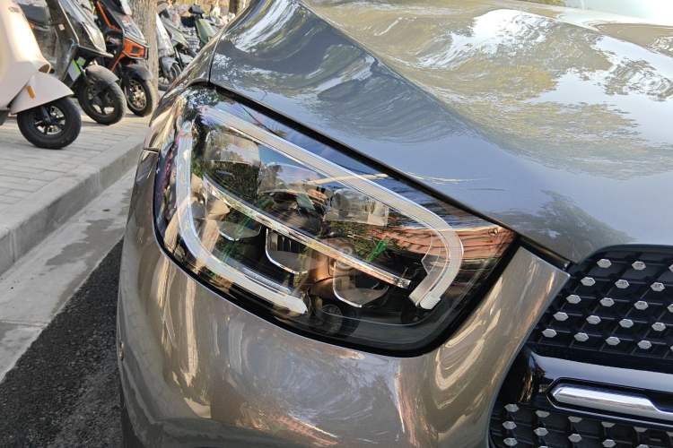 Used Mercedes-Benz GLC Coupe 2020 GLC 300 4MATIC Coupe SUV Right Front Headlight