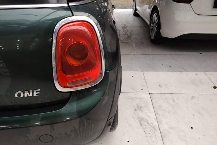 Used MINI 2017 1.5T COOPER Caribbean Blue Limited Edition