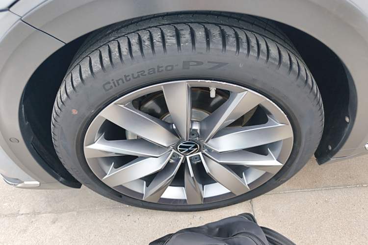 Used Volkswagen FAW-Volkswagen CC 2023 Hunting Vehicle 380TSI Hunter's Heart Edition