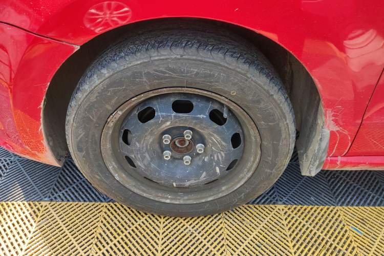 Used Volkswagen Polo 2016 1.6L Automatic Comfort Model
