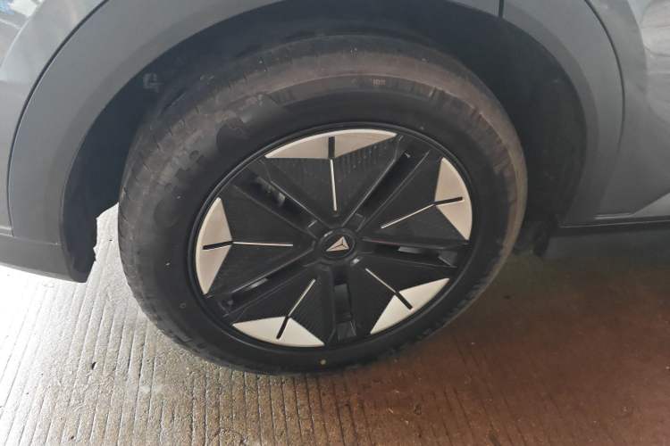 Used Deepal S07 2024 285Max Qiankun Intelligent Driving ADS SE Range-Extended Version