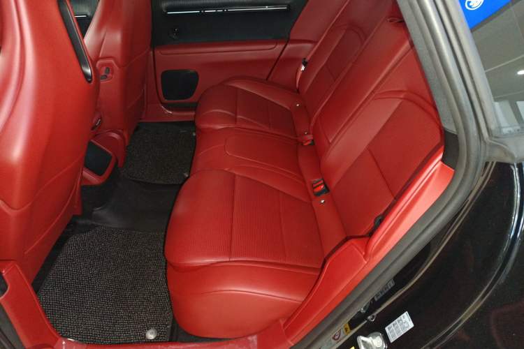 Used Avatr 12 2025 Updated Ultra All-Electric Four-Wheel Drive
