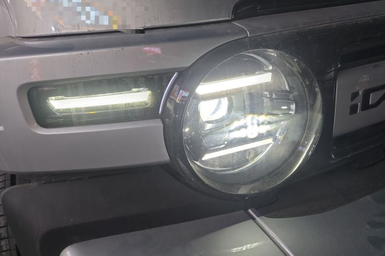 Used iCAR V23 2025 401 Two-Wheel Drive Intelligent Driving Version Right Front Headlight