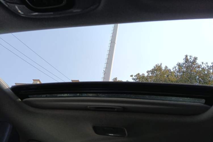 Used Hyundai Elantra 2021 1.5L CVT LUX Prestige Edition Headliner