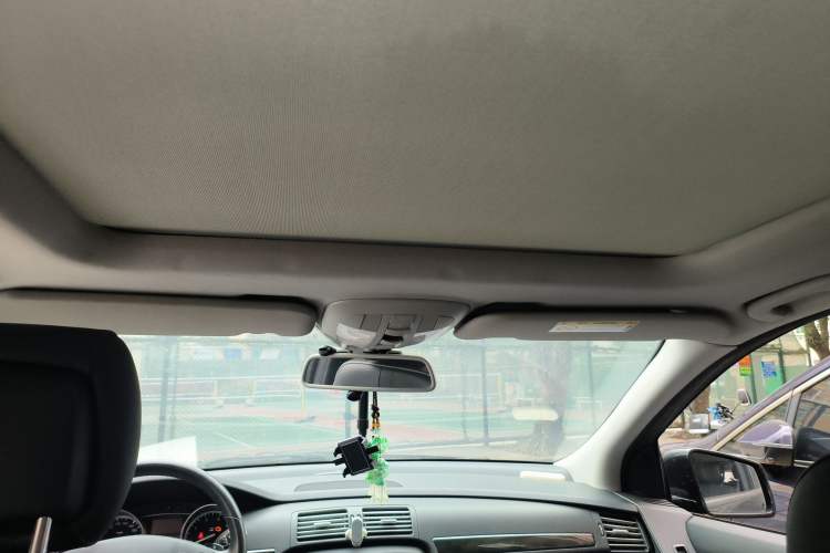 Used Mercedes-Benz R-Class 2015 R 400 4MATIC Business Model Headliner