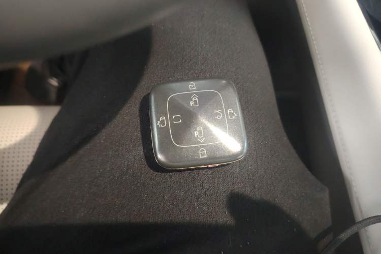 Used Zeekr 009 2022 ME Edition
