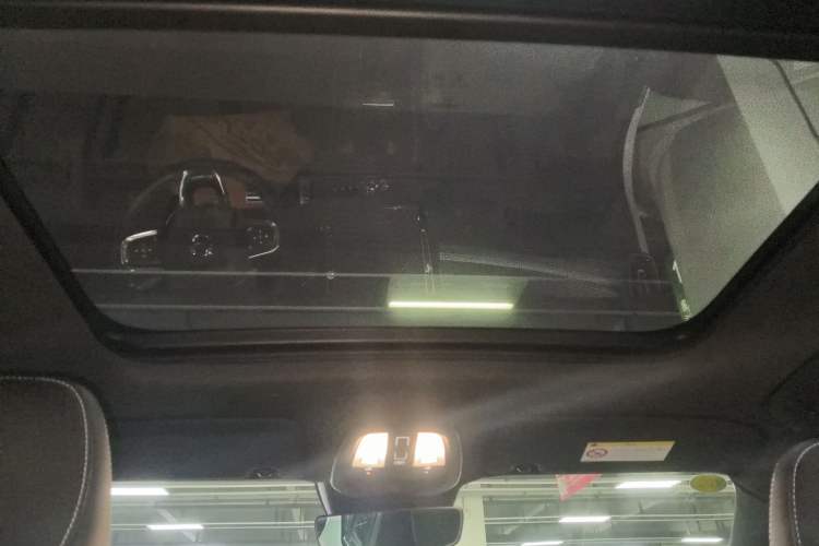 Used Volvo XC40 New Energy 2021 P8 Pure Electric All-Wheel Drive Smart Luxury Sport Edition Headliner