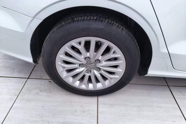 Used Audi A3 2015 Limousine 35 TFSI Millionth Anniversary Intelligent Leading Model