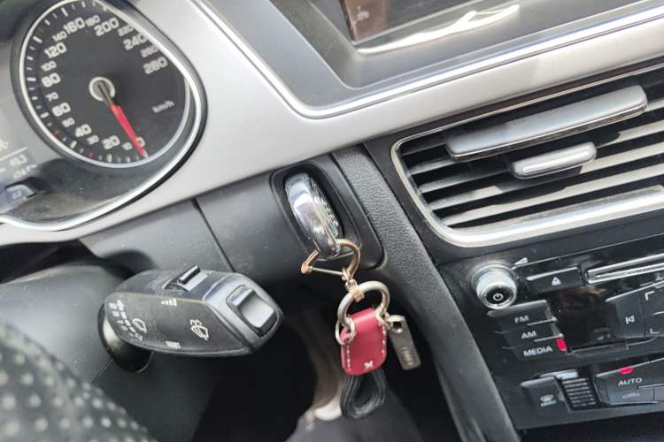 Used Audi A4L 2013 35 TFSI Automatic Standard Model
