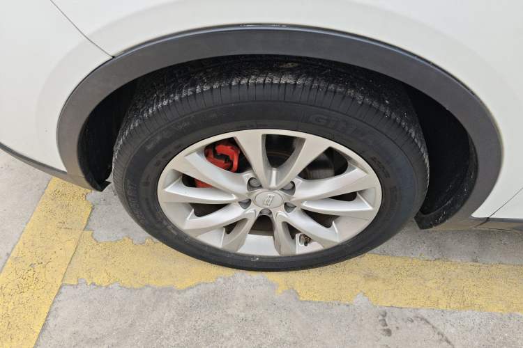 Used Geely Auto Emgrand GS 2018 Sport Edition 1.4T Automatic LingShang Model Left Front Wheel Hub