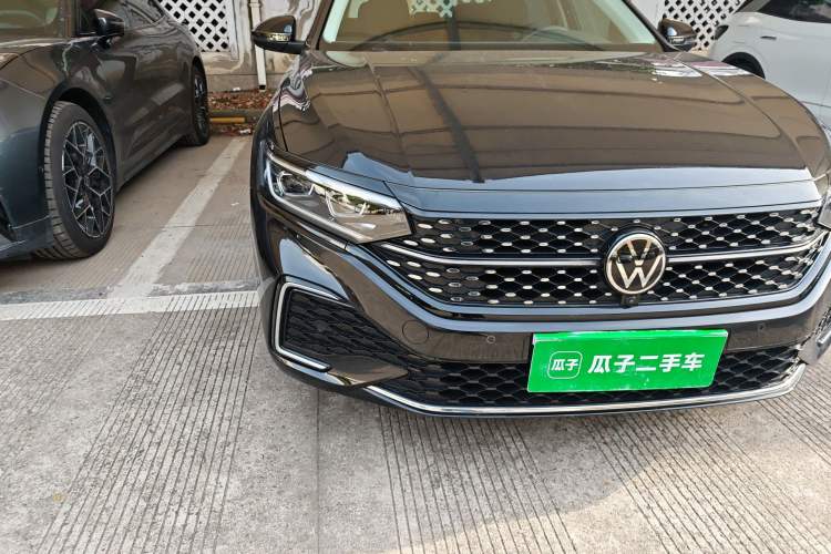 Used Volkswagen Passat 2024 380TSI Starry Dragon Edition