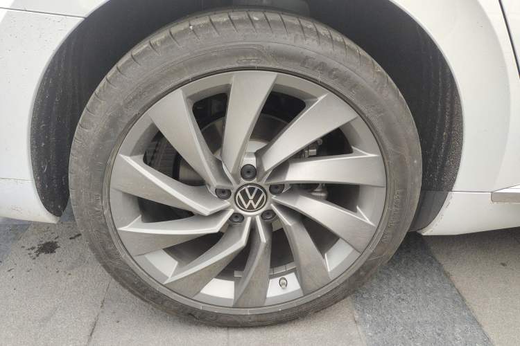 Used Volkswagen FAW-Volkswagen CC 2025 380TSI Striking All-Inclusive Edition Exterior 5