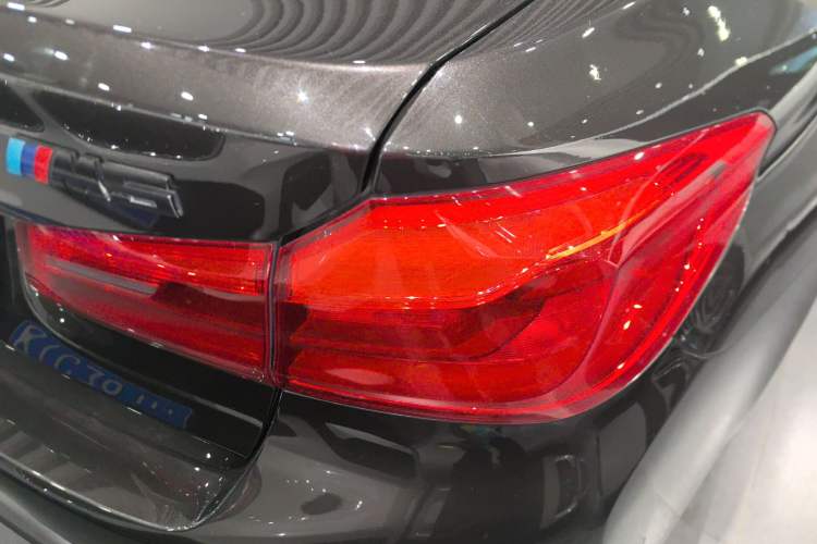 Used BMW 5 Series 2018 Restyled 530Li Leading Edition M Sport Package