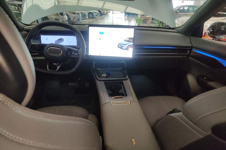 Used Lynk & Co 07 2024 EM-P 126 Long-Range Ultra