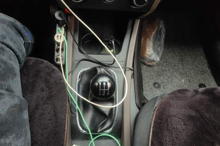 Used FAW Senya S80 2015 1.5L Manual 5-Seater Urban Edition