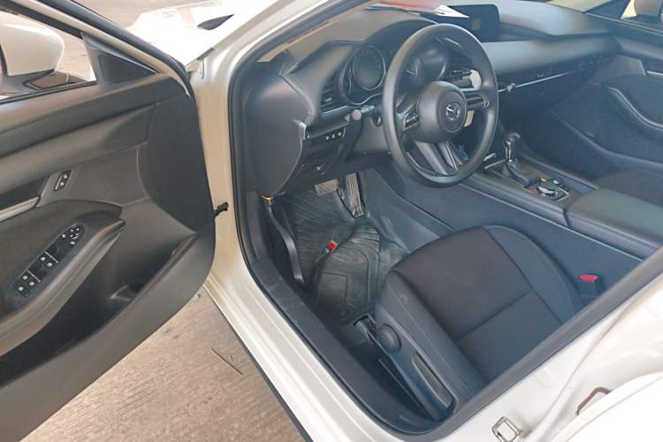 Used Mazda Mazda 3 Axela 2021 2.0L Automatic Zhiqing Edition