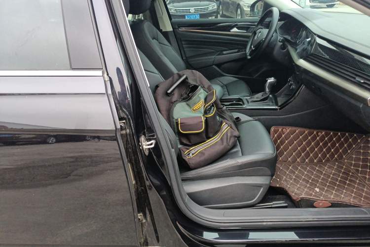 Used Volkswagen Passat 2021 280TSI Business Edition Right Front Seat