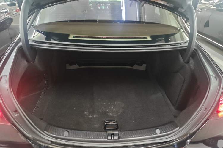 Used Mercedes-Benz E-Class 2023 E 260 L