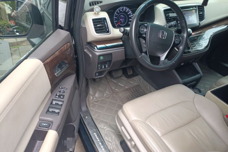 Used Honda Odyssey 2015 2.4L Smart Edition