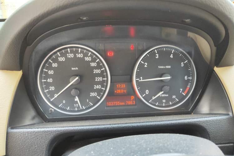 Used BMW X1 2012 sDrive18i Luxury Edition