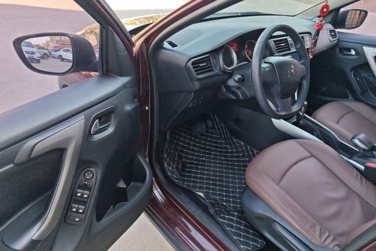 Used Citroen C3-XR 2018 1.6L Automatic Fashion Model
