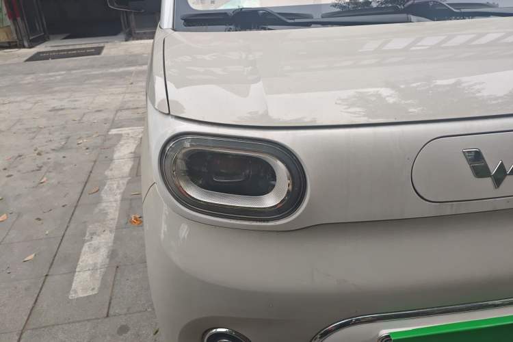 Used Wuling Hongguang MINIEV 2024 3rd Generation 170 km Right Front Headlight