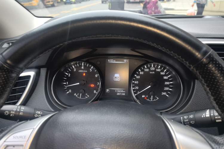 Used Nissan Qashqai 2016 2.0L CVT Elite Edition Instrument Cluster