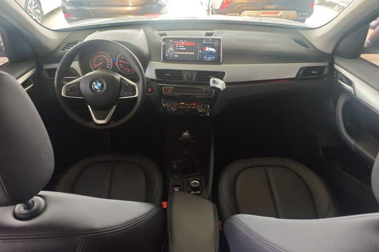 Used BMW X1 2016 sDrive18Li Fashion Model Center Console