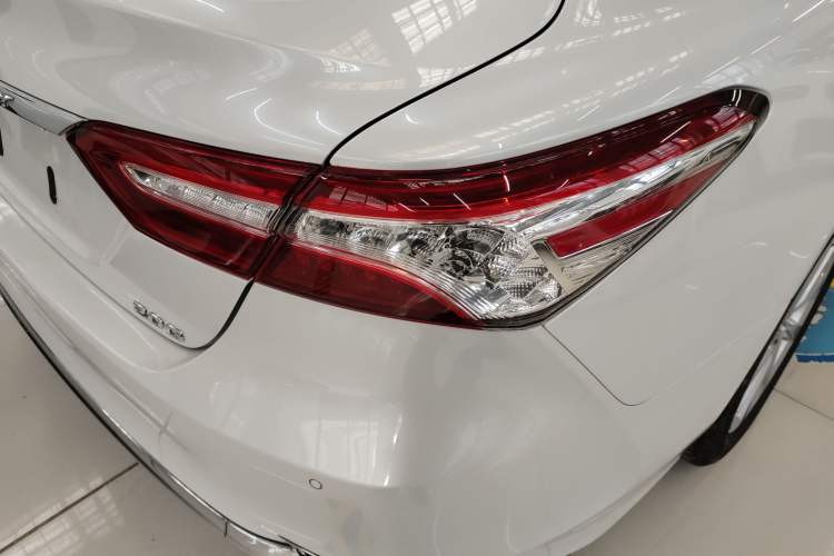 Used Toyota Camry 2023 2.0G Luxury Edition
