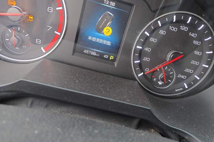 Used Haval H6 2019 Sport Edition 1.5T Automatic Two-Wheel Drive Prestige Smart Connectivity Model China VI Odometer Close Up