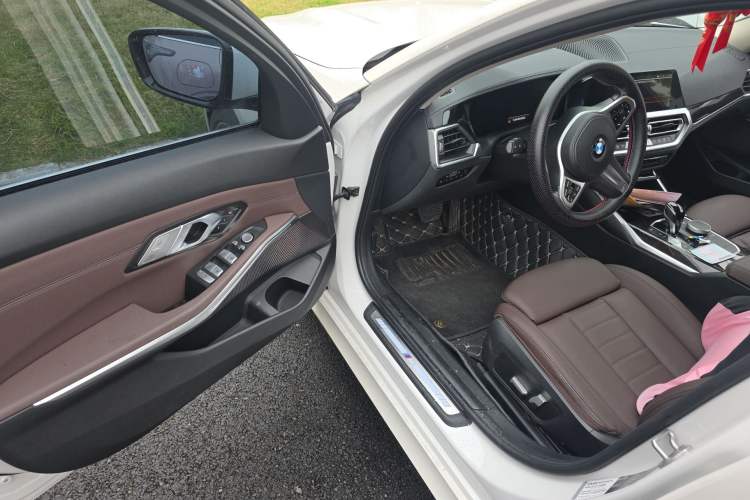 Used BMW 3 Series 2021 Restyled 325Li M Sport Package Driver Seat