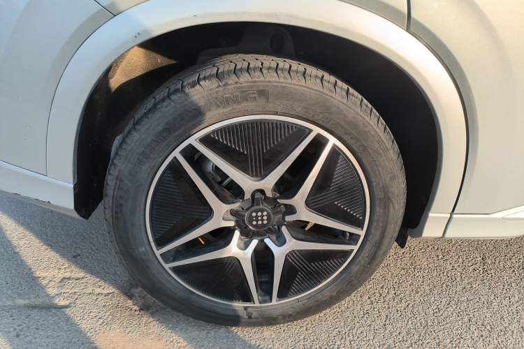 Used Landian E5 2023 1.5L DE-i 100KM Zhenxiang Edition 7-Seater