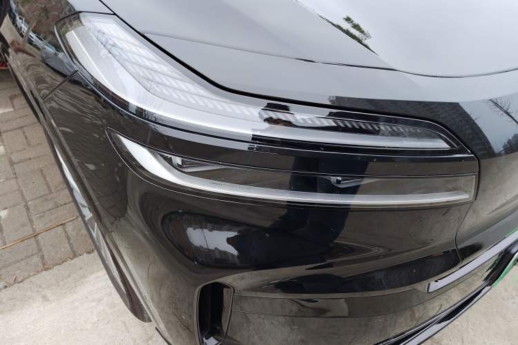 Used ONVO Luxeed L90 2025 Model—Max Seven-Seater Version
