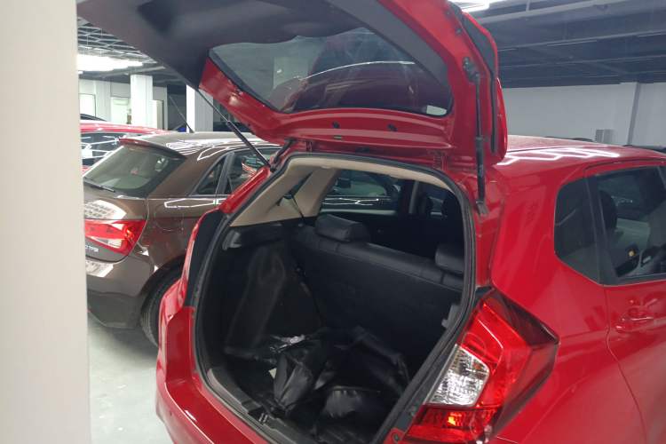 Used Honda Fit 2014 1.5L LX Manual Comfort Model
