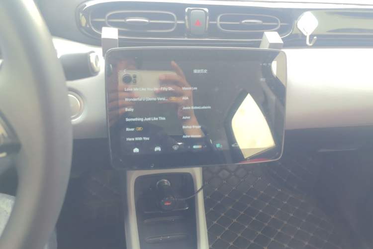 Used Leapmotor T03 2023 403 Lite Edition Audio And AC Panel