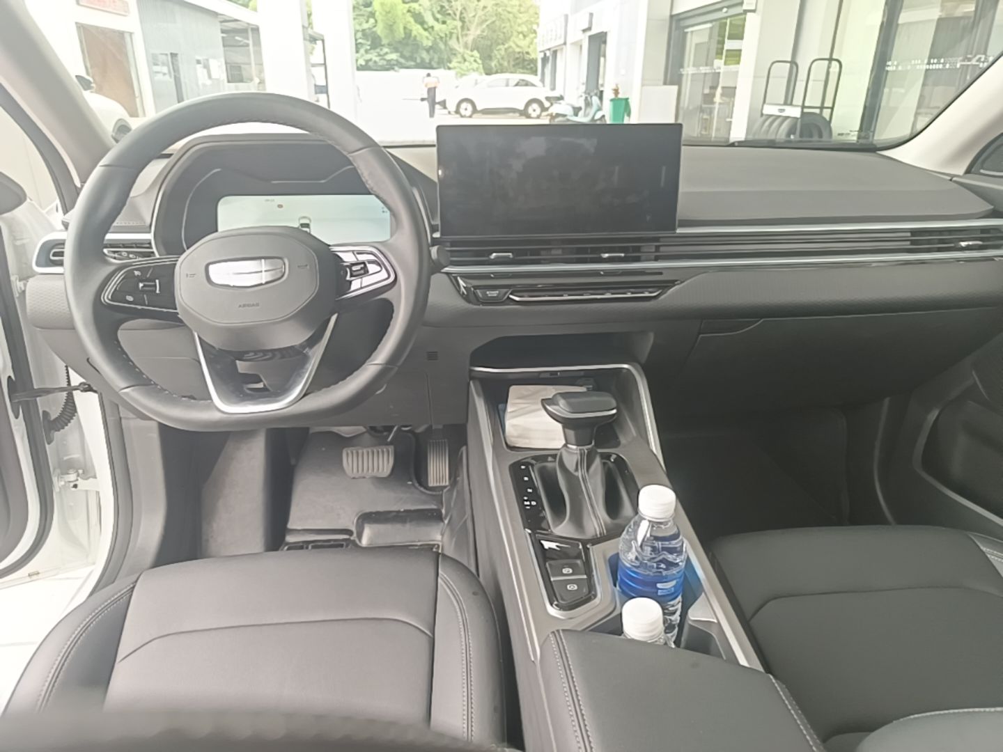 Geely Auto Emgrand 2026 Model 4th Generation 4 Millionth Anniversary Edition 1.5L CVT Feiyue Edition — снимка 12