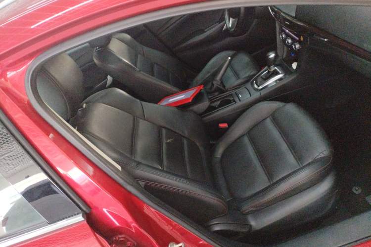 Used Mazda Atenza 2014 2.0L Blue Sky Luxury Edition Right Front Seat