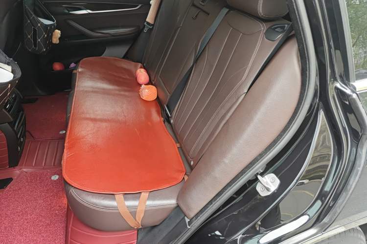 Used BMW X5 2017 xDrive28i Left Rear Seat