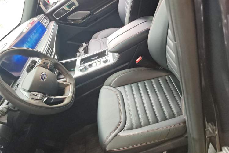 Used Ford Explorer 2023 EcoBoost 285 4x4 ST-LINE 6-Seater
