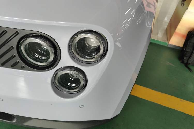 Used firefly 2025 Illuminated Edition
