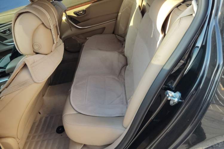 Used Roewe 950 2015 1.8T Elite Edition