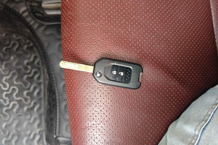 Used Honda XR-V 2015 1.8L EXi CVT Comfort Version