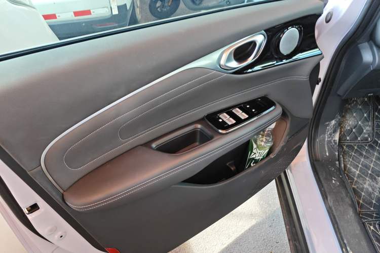 Used AION V 2024 Plus 70 Star Edition Lithium Iron Phosphate
