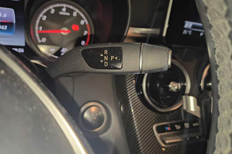 Used Mercedes-Benz C-Class 2016 C 200 Sport Edition Gear Lever